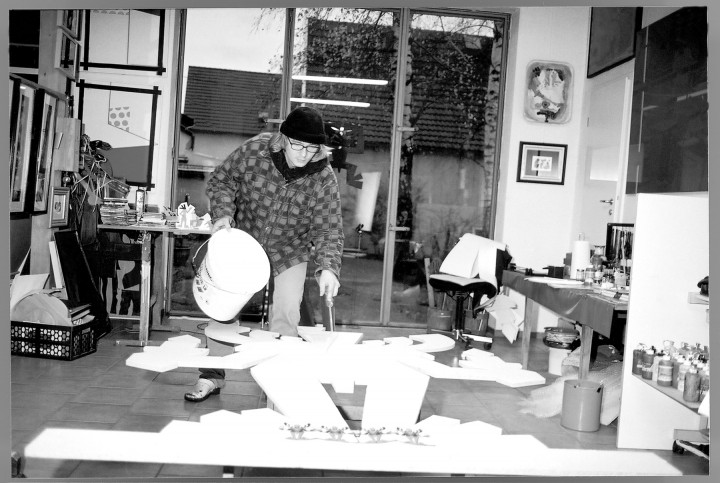 Markuss Göpfert im Atelier in Rochwitz. Foto: Jürgen Frohse