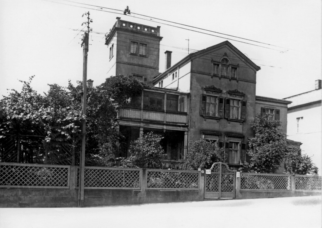 Pillnitzer Landstraße 12 bis 1945 Foto: Sammlung A. Perückhauer
