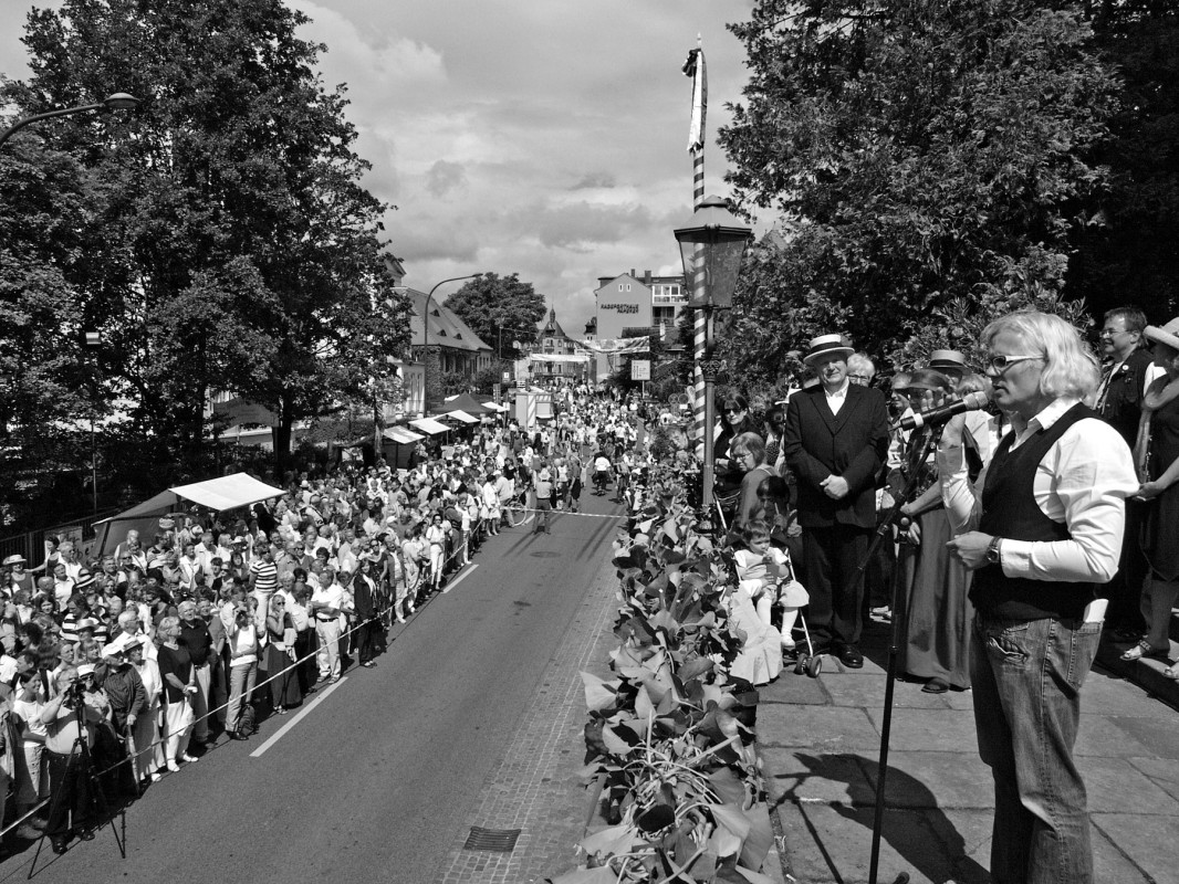 Alf Mahlow moderiert.Foto: H. Friebel