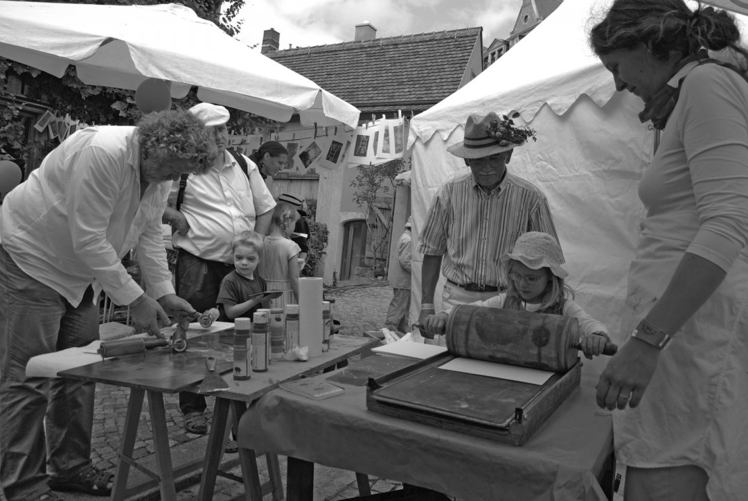 Die Buchkinder zum Elbhangfest 2008. Foto: Jürgen Frohse