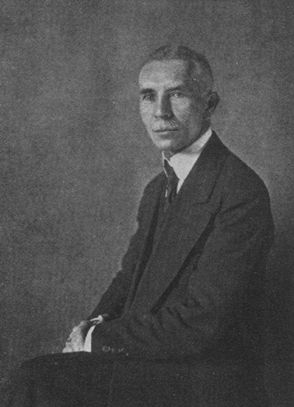 Der Schriftsteller Kurt Martens, um 1920. Foto: Sammlung  Dr. Dirk Heißerer, München