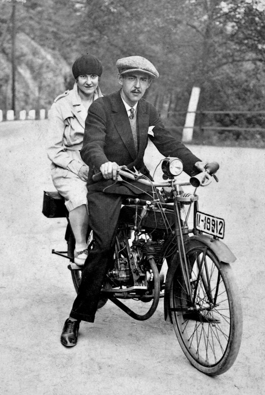 Sie war eine begeisterte Motorradfahrerin. Foto: Ludwig Reimann