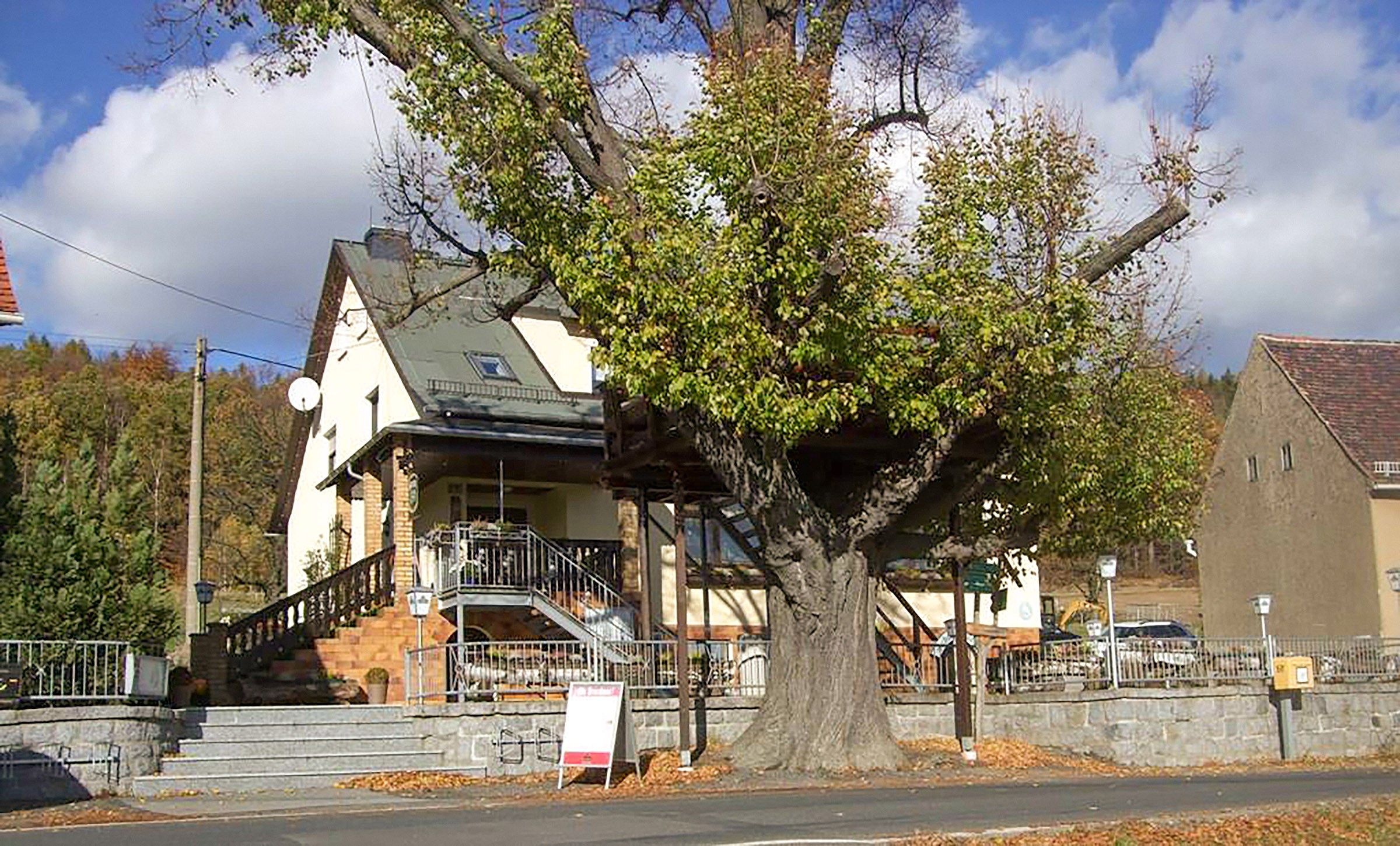 Gasthaus Zur Linde in Rehnsdorf (Hrancik). Foto: Dr. Michael Damme
